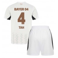 Camiseta Bayer Leverkusen Jonathan Tah #4 Segunda Equipación Replica 2024-25 para niños mangas cortas (+ Pantalones cortos)